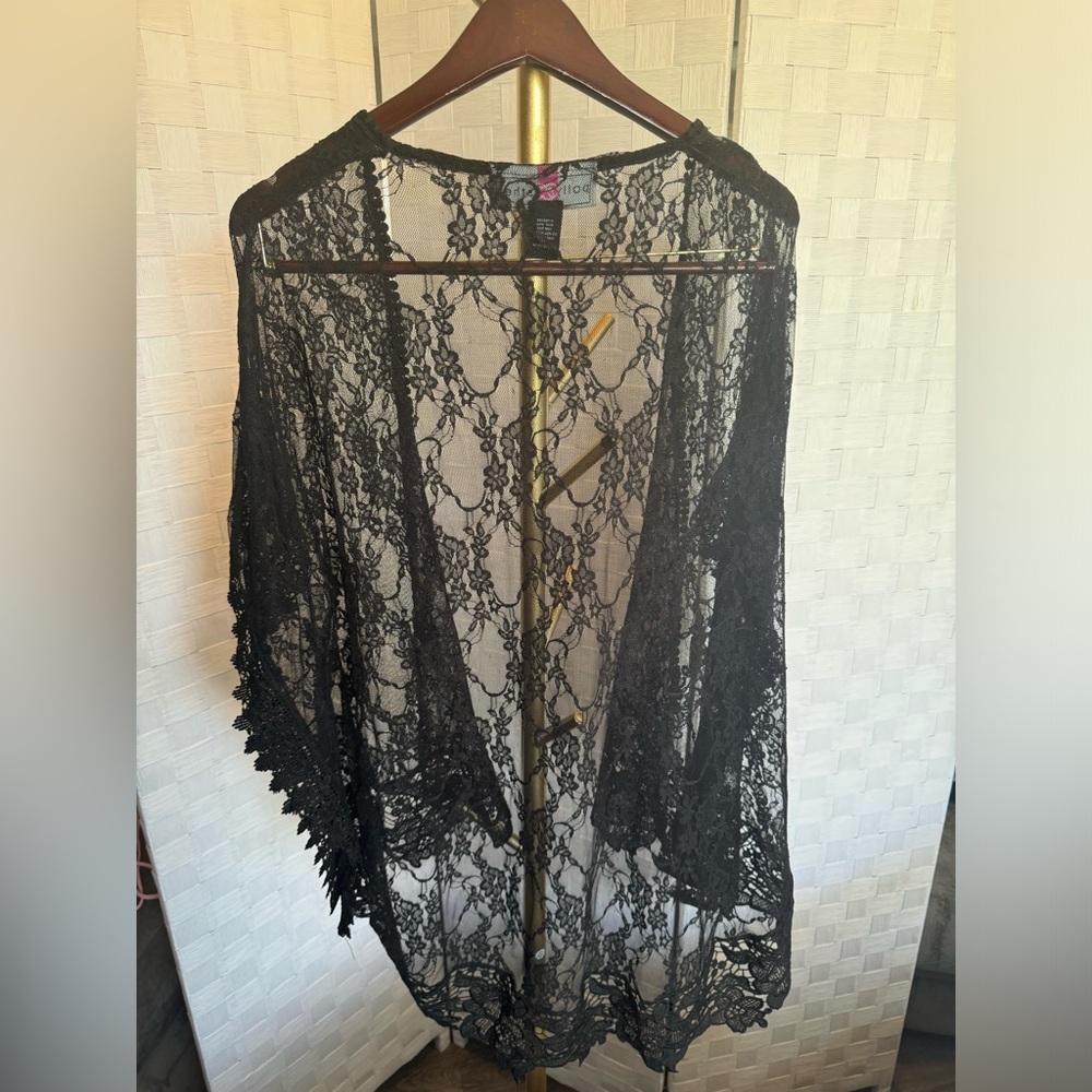 Polly & Esther  Lace Open kimono